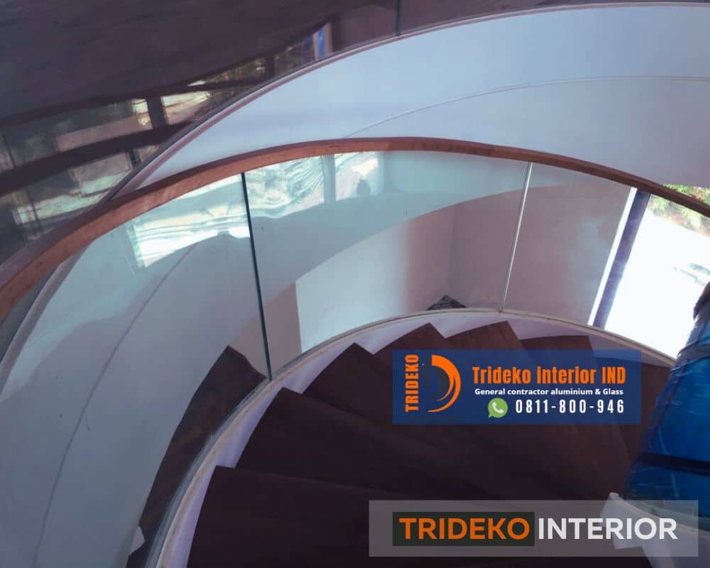 Railing Kaca Balkon Jakarta Modern