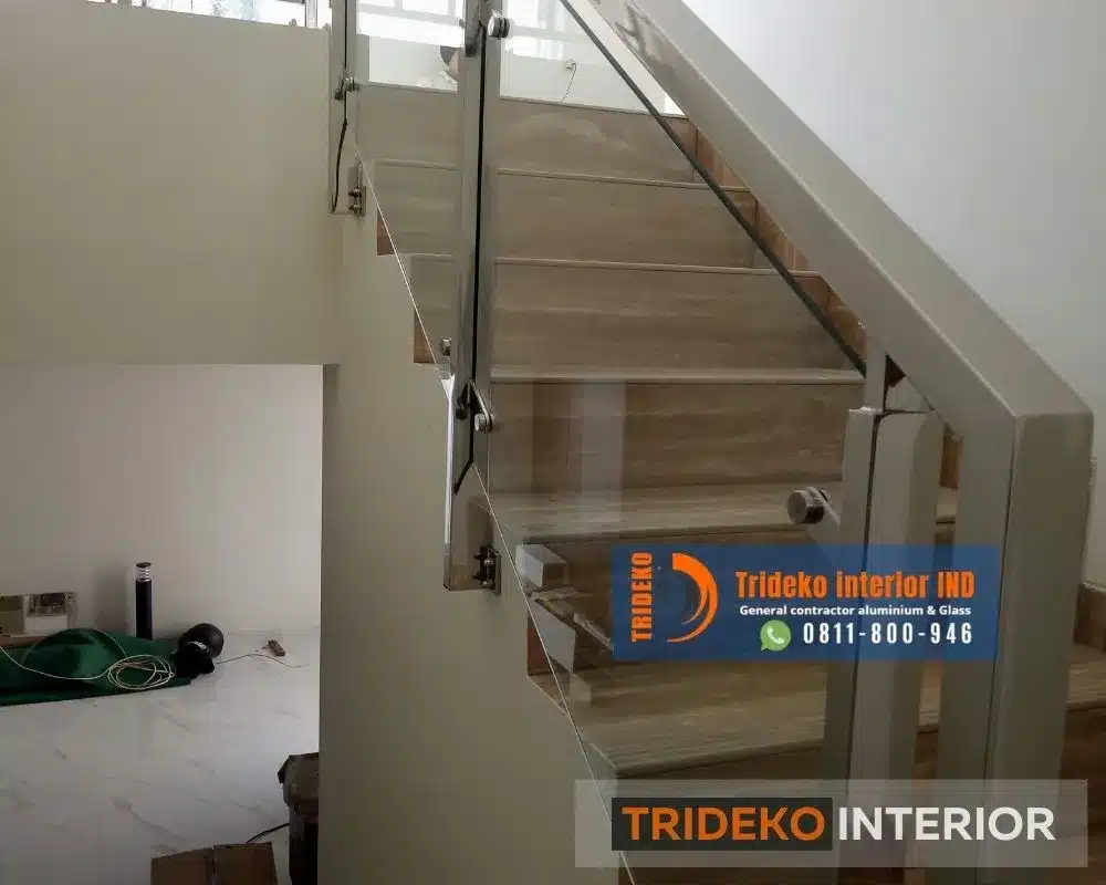 Railing Kaca Tempered Stainless Tangga 1 Railing Kaca Tempered Stainless Tangga